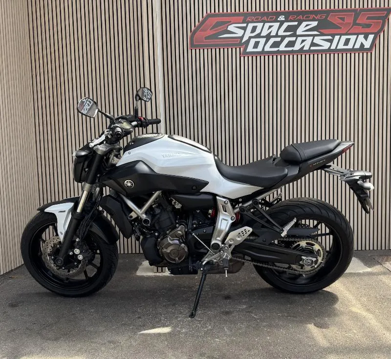 MT07 