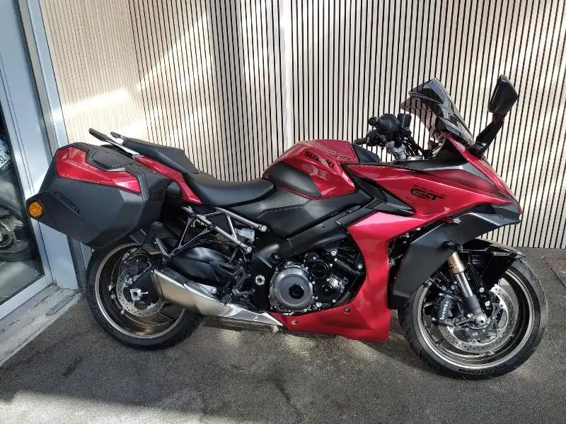 GSXS 1000 GT