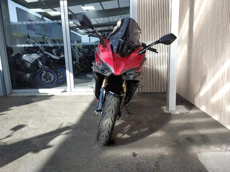 GSXS 1000 GT