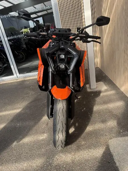KTM 1390 SUPER DUKE R TECH PACK