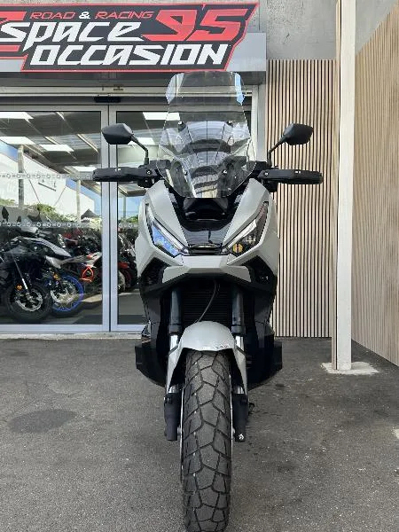XADV 750 DCT