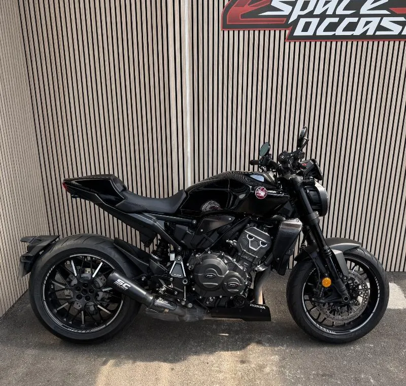CB 1000 R BLACK EDITION