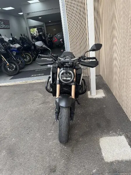 CB 650 RA