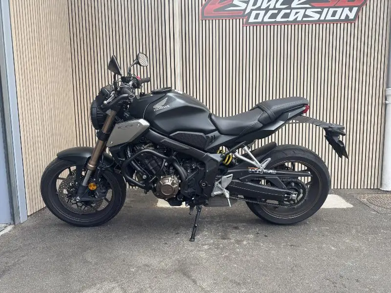 CB 650 RA