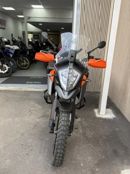 390 ADVENTURE