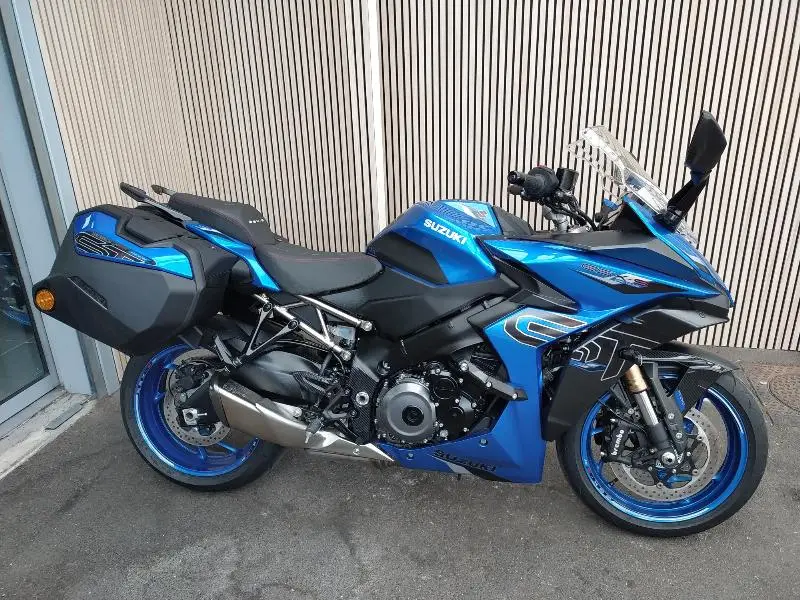 GSXS 1000 GT