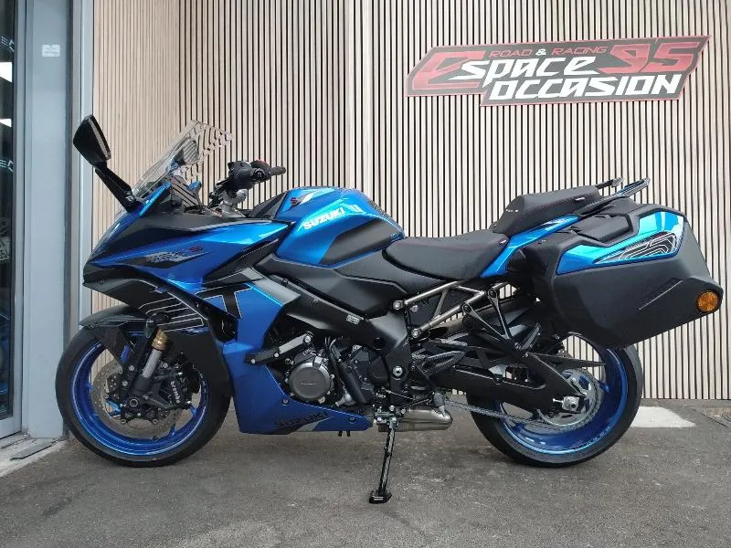 GSXS 1000 GT
