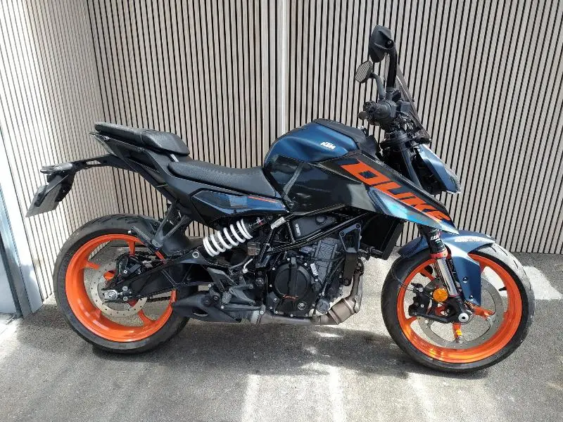 125 DUKE