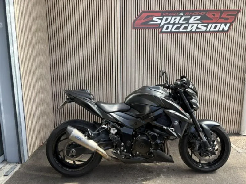 GSXS 750