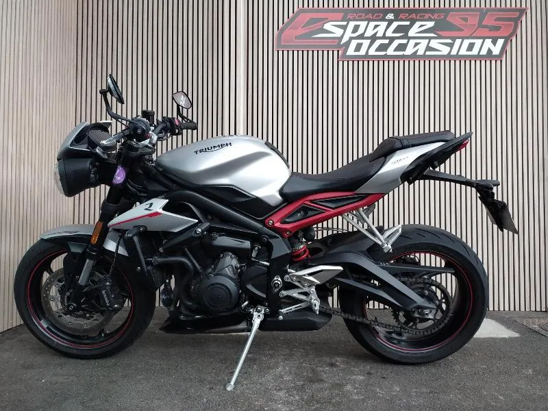 STREET TRIPLE 765 R