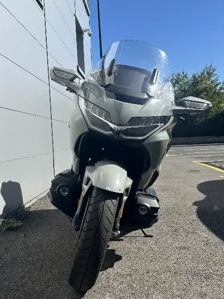 GL 1800 GOLDWING TOURING DCT