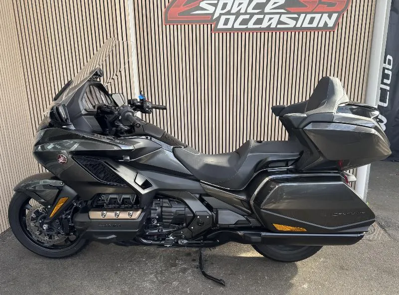 GL 1800 GOLDWING TOURING DCT