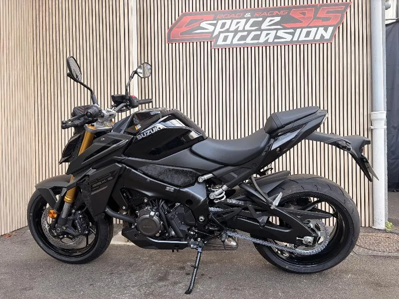 GSXS 1000