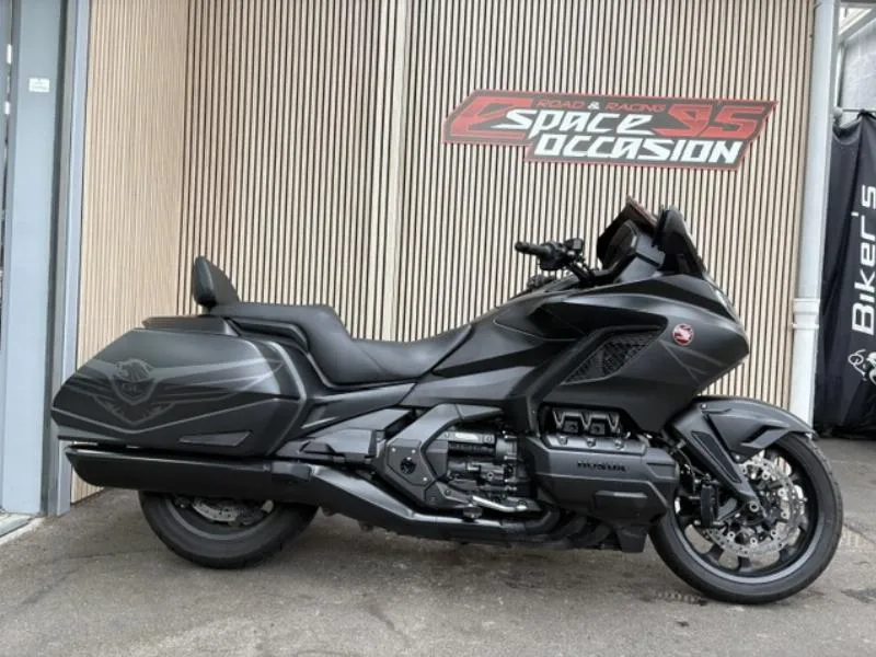 GL 1800
