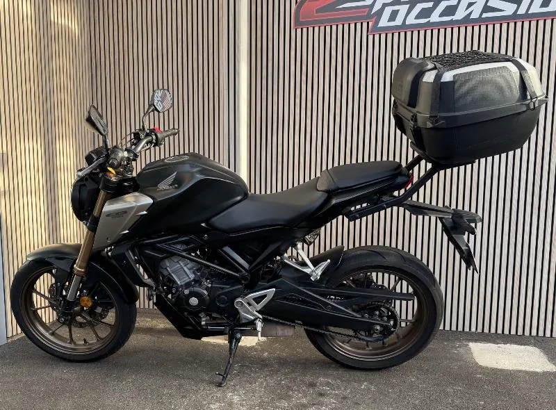 CB125R