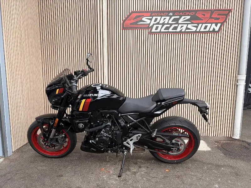 GSX 8TT