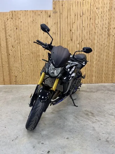 GSXS 750