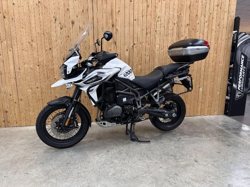 Tiger 1200 XCA