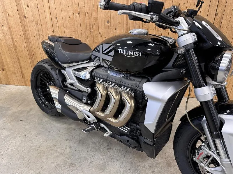 ROCKET 3 R