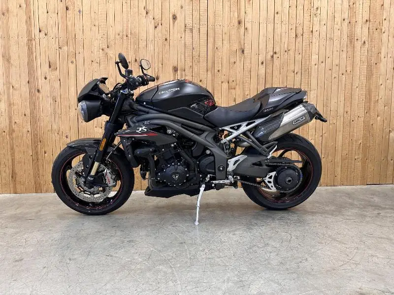 SPEED TRIPLE 1050 RS