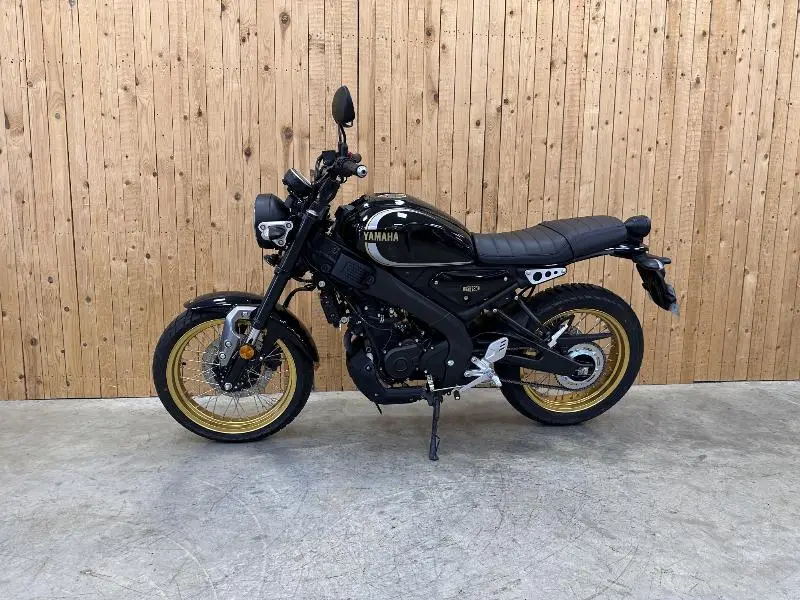 XSR 125 Legacy