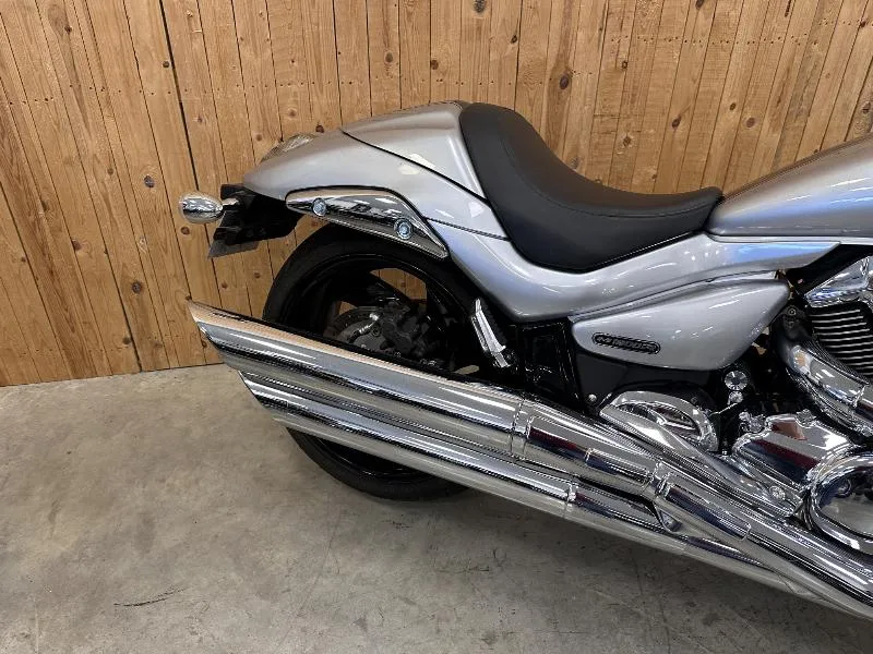VZR 1800 INTRUDER