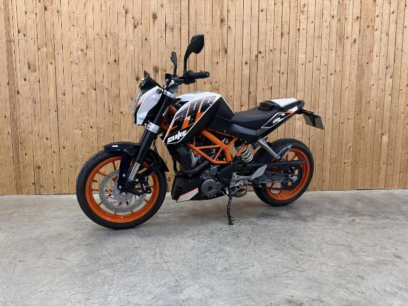 390 DUKE