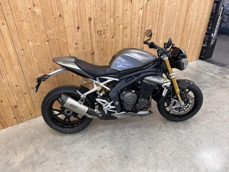 SPEED TRIPLE 1200 RS
