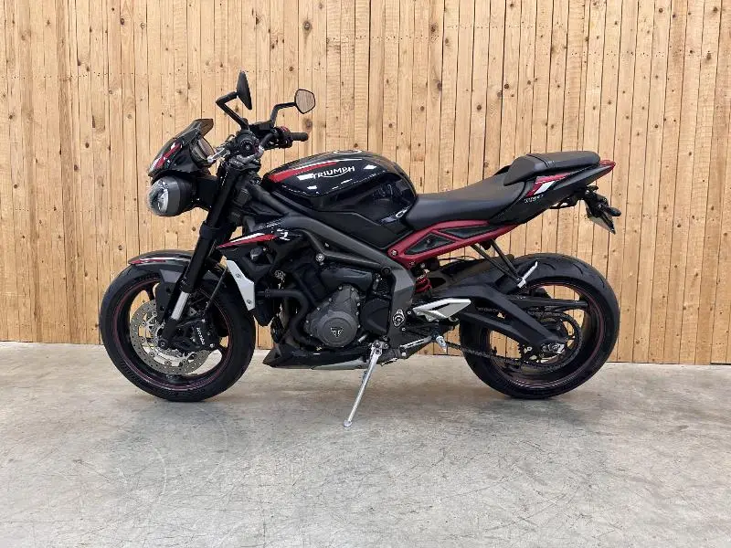 STREET TRIPLE 765 R