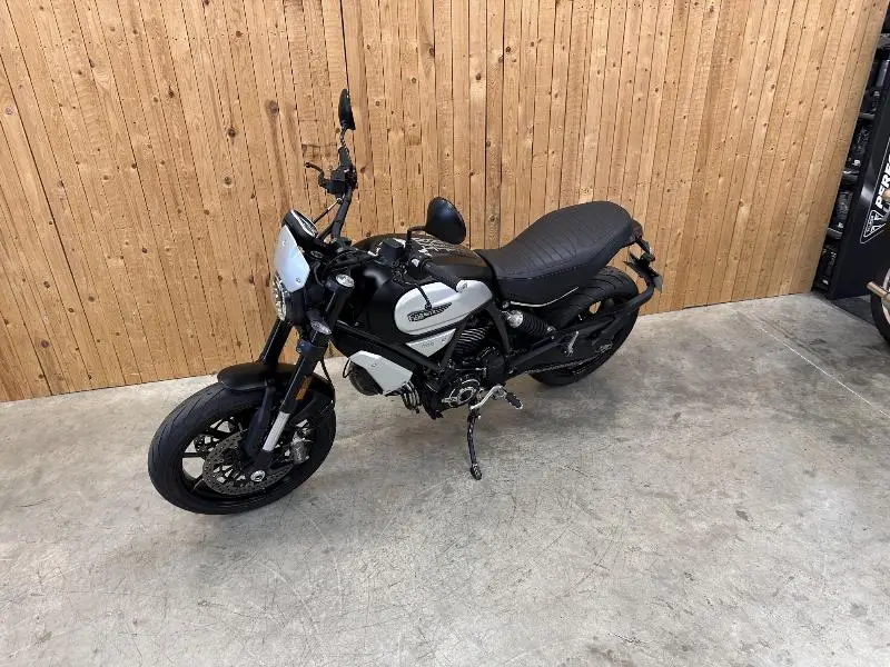 SCRAMBLER 1100 PRO