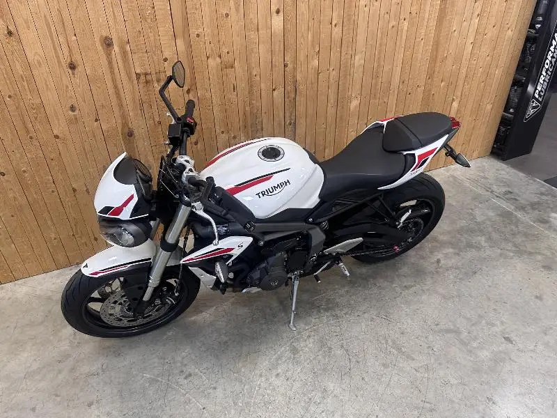 STREET TRIPLE 660 S A2
