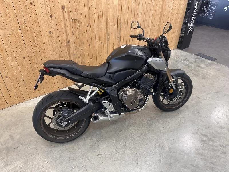 CB 650 R
