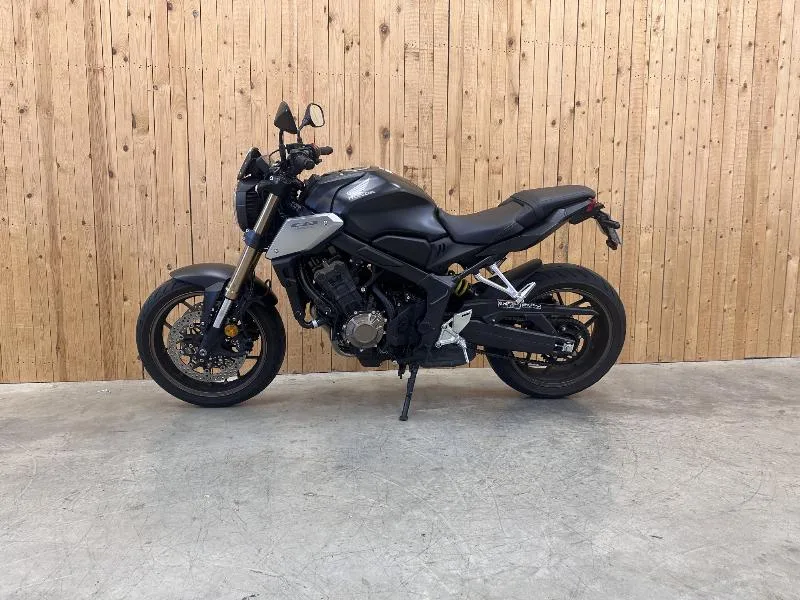 CB 650 R