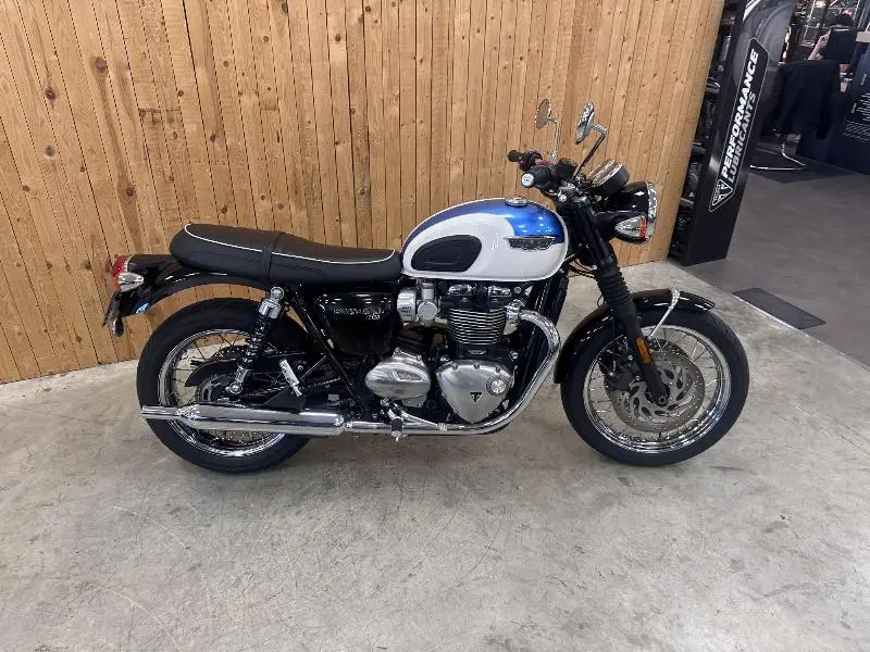 BONNEVILLE T120