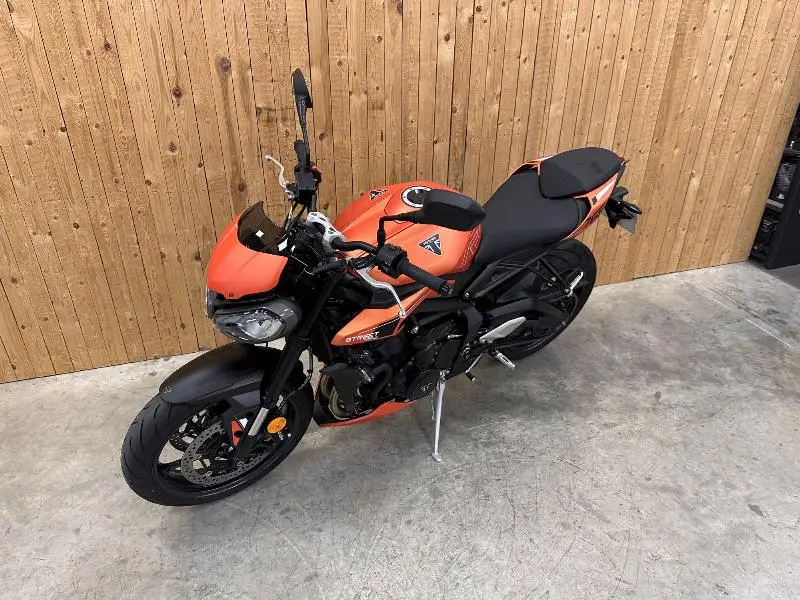 STREET TRIPLE 765 R A2