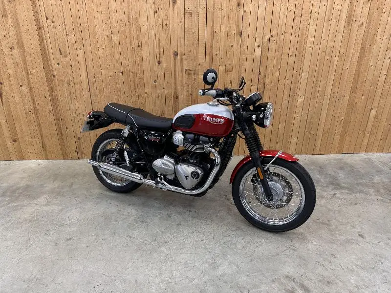 Bonneville T100