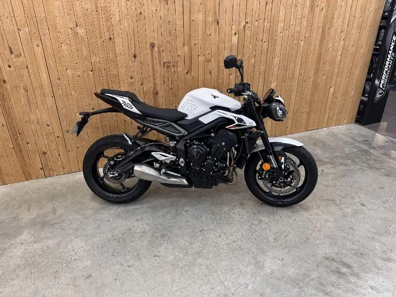 STREET TRIPLE 765 R A2