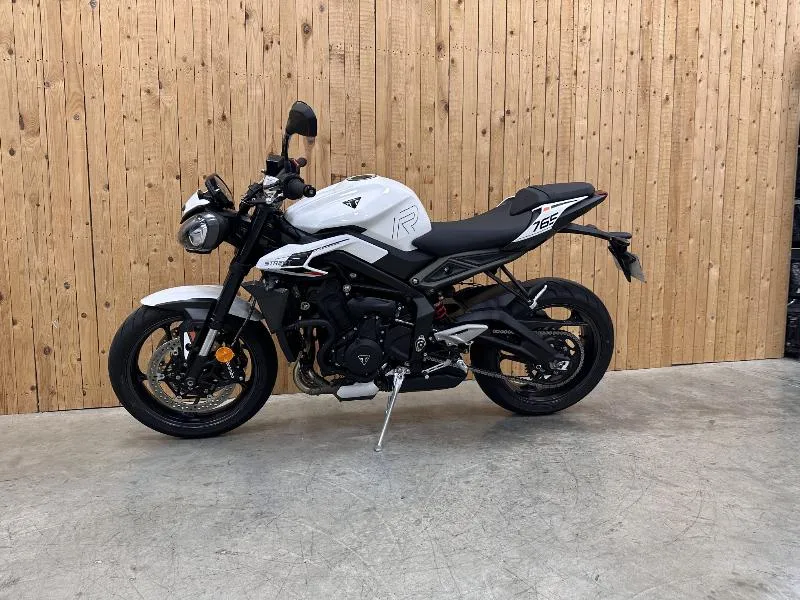 STREET TRIPLE 765 R A2
