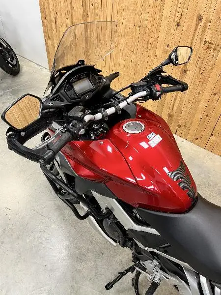 VFR 800 X