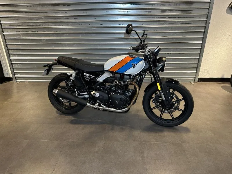 SPEED TWIN 900 2025