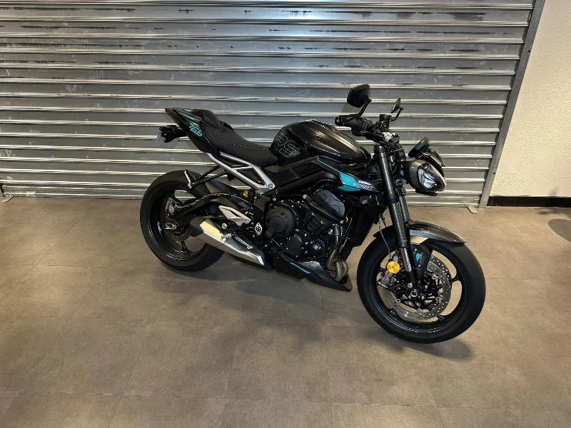 STREET TRIPLE 765 RS