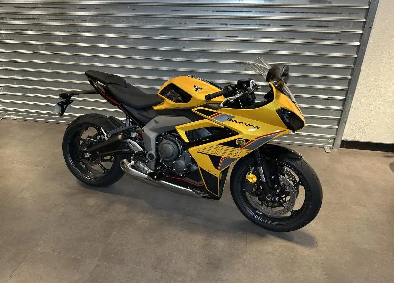 	DAYTONA 660