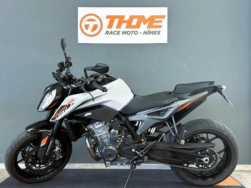 790 DUKE ABS
