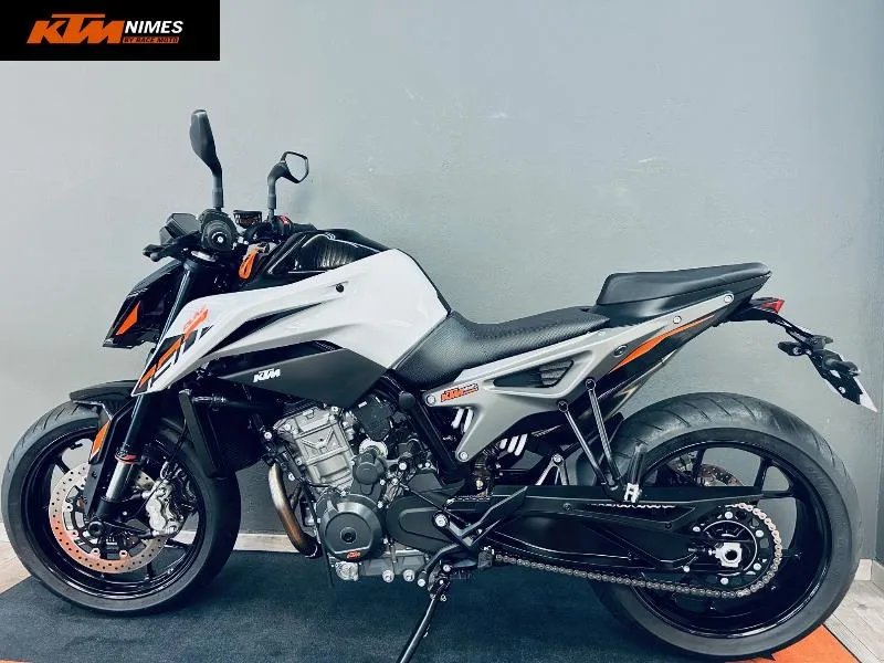 790 DUKE ABS