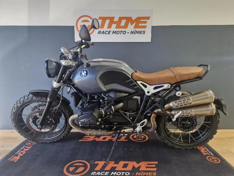 R NineT