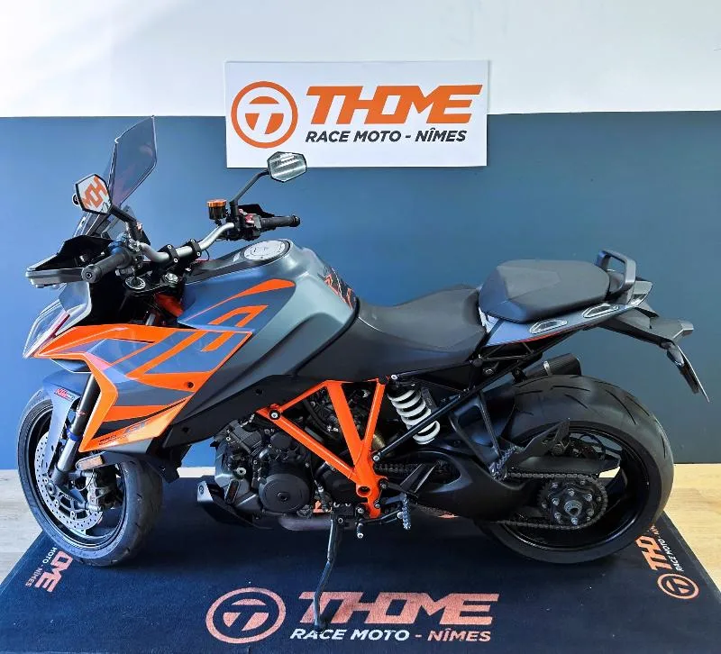 1290 SUPER DUKE GT