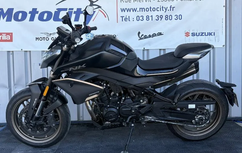 NK 800