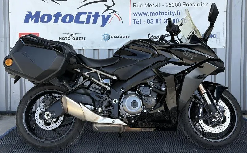 GSXS 1000 GT