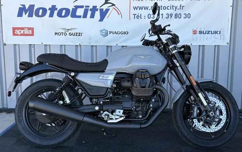 V7 SPORT 850
