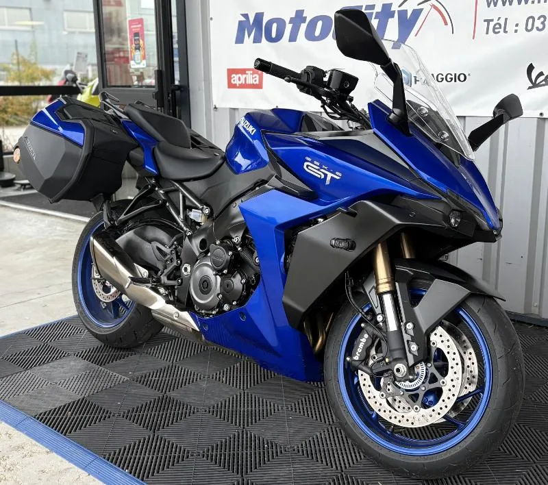 GSXS 1000 GT